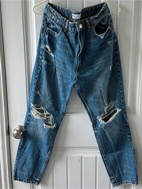 Women’s Relaxed Distressed Blue Jeans